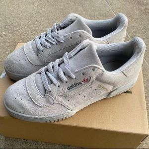 Authentic Yeezy powerphase ☁️